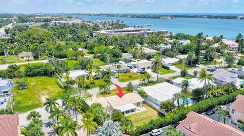 620 Las Palmas Park Boynton Beach FL 33435