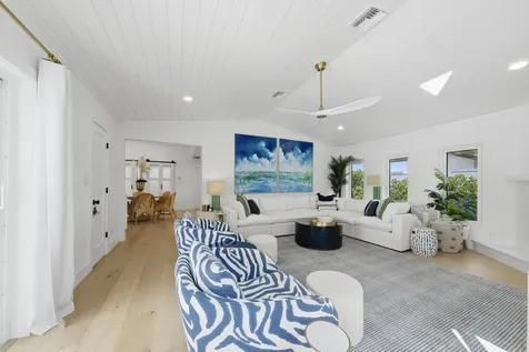 2710 Nw 27th Avenue Boca Raton FL 33434