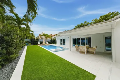 2710 Nw 27th Avenue Boca Raton FL 33434