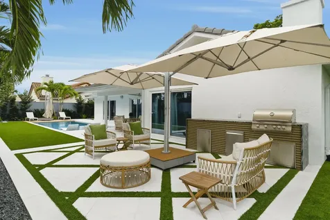 2710 Nw 27th Avenue Boca Raton FL 33434