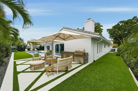 2710 Nw 27th Avenue Boca Raton FL 33434