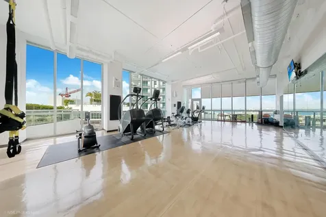888 Biscayne Boulevard Miami FL 33132