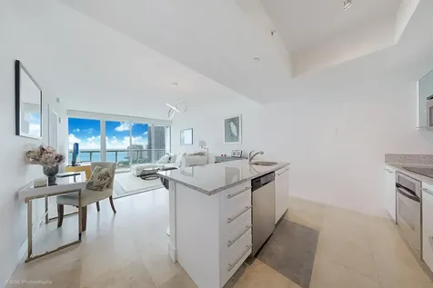 888 Biscayne Boulevard Miami FL 33132