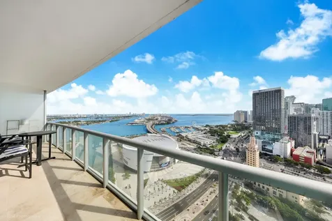 888 Biscayne Boulevard Miami FL 33132