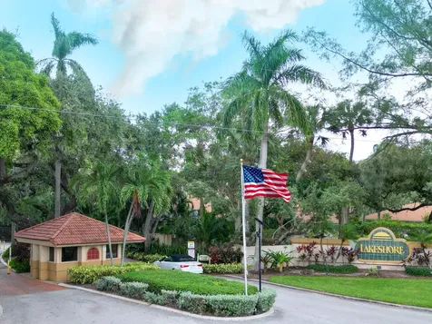 6 S Lakeshore Drive Hypoluxo FL 33462