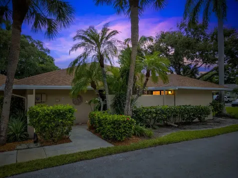 6 S Lakeshore Drive Hypoluxo FL 33462