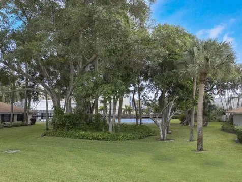 6 S Lakeshore Drive Hypoluxo FL 33462