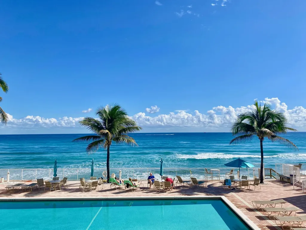 3520 S Ocean Boulevard South Palm Beach FL 33480