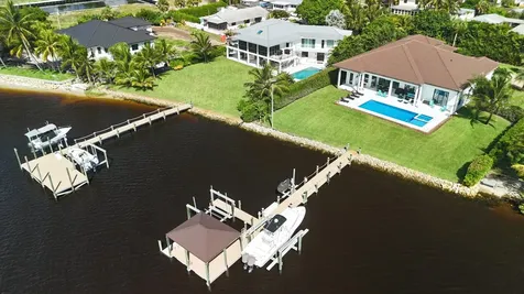 1000 Ne Wright Avenue Jensen Beach FL 34957