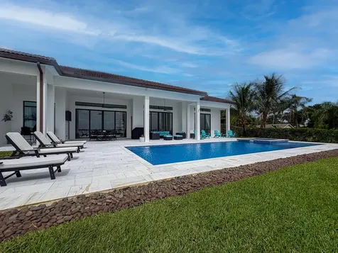 1000 Ne Wright Avenue Jensen Beach FL 34957