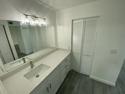 21203 Largo Circle Boca Raton FL 33433