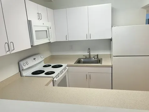 85 Andover D West Palm Beach FL 33417