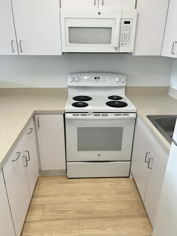 85 Andover D West Palm Beach FL 33417