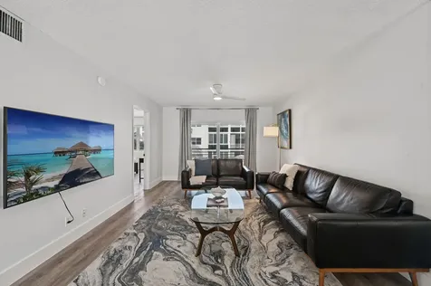 1461 S Ocean Boulevard Lauderdale By The Sea FL 33062