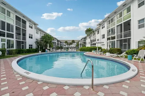 1461 S Ocean Boulevard Lauderdale By The Sea FL 33062