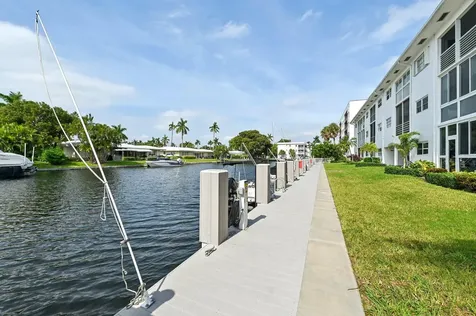 1461 S Ocean Boulevard Lauderdale By The Sea FL 33062