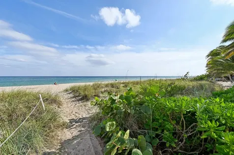 1461 S Ocean Boulevard Lauderdale By The Sea FL 33062