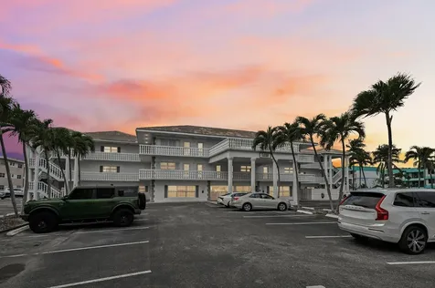 1461 S Ocean Boulevard Lauderdale By The Sea FL 33062