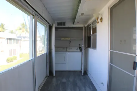 89 Brittany B Delray Beach FL 33446