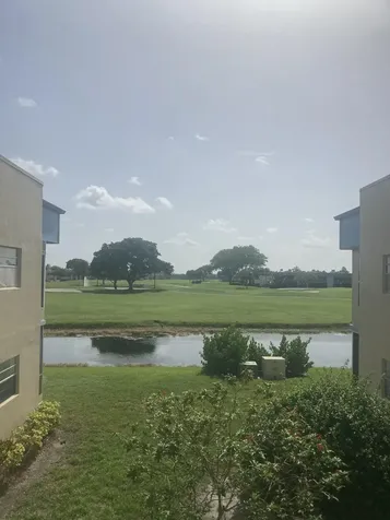 224 Burgundy E Delray Beach FL 33484