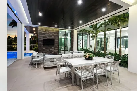 169 W Coconut Palm Road Boca Raton FL 33432