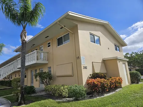 2182 Ne 1st Way Boynton Beach FL 33435