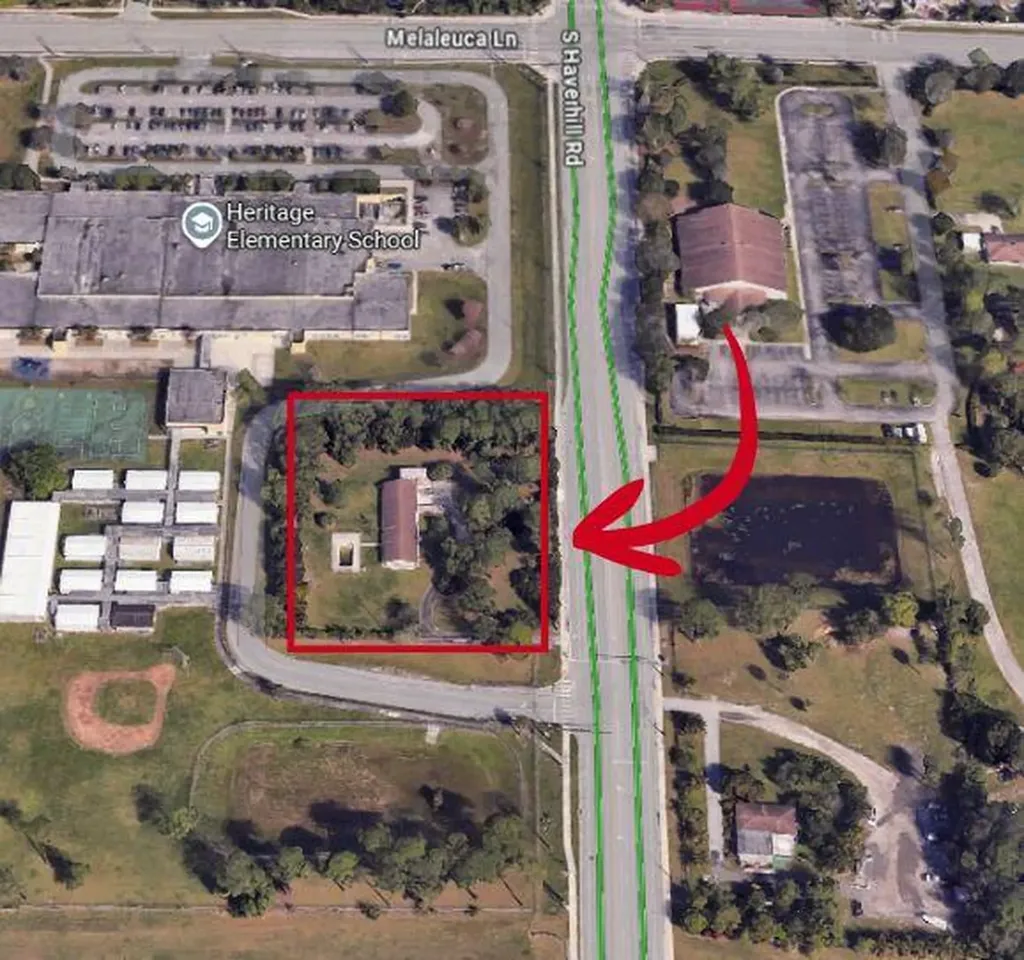 4899 S Haverhill Road Greenacres FL 33463