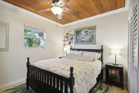 614 N 7th Street Lantana FL 33462
