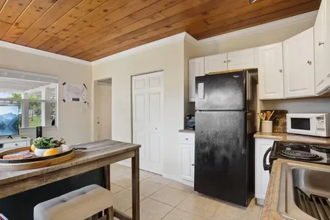 614 N 7th Street Lantana FL 33462