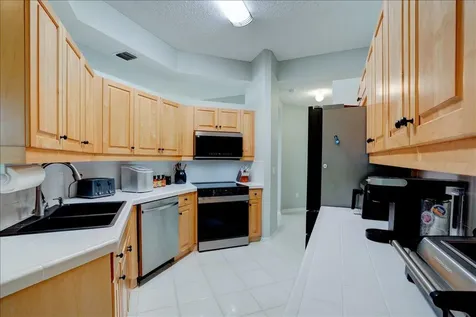 10173 Andover Coach Circle Lake Worth FL 33449