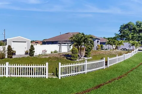 2398 Se Rich Street Port Saint Lucie FL 34984