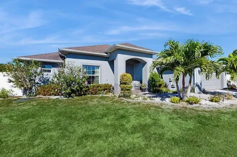 2398 Se Rich Street Port Saint Lucie FL 34984