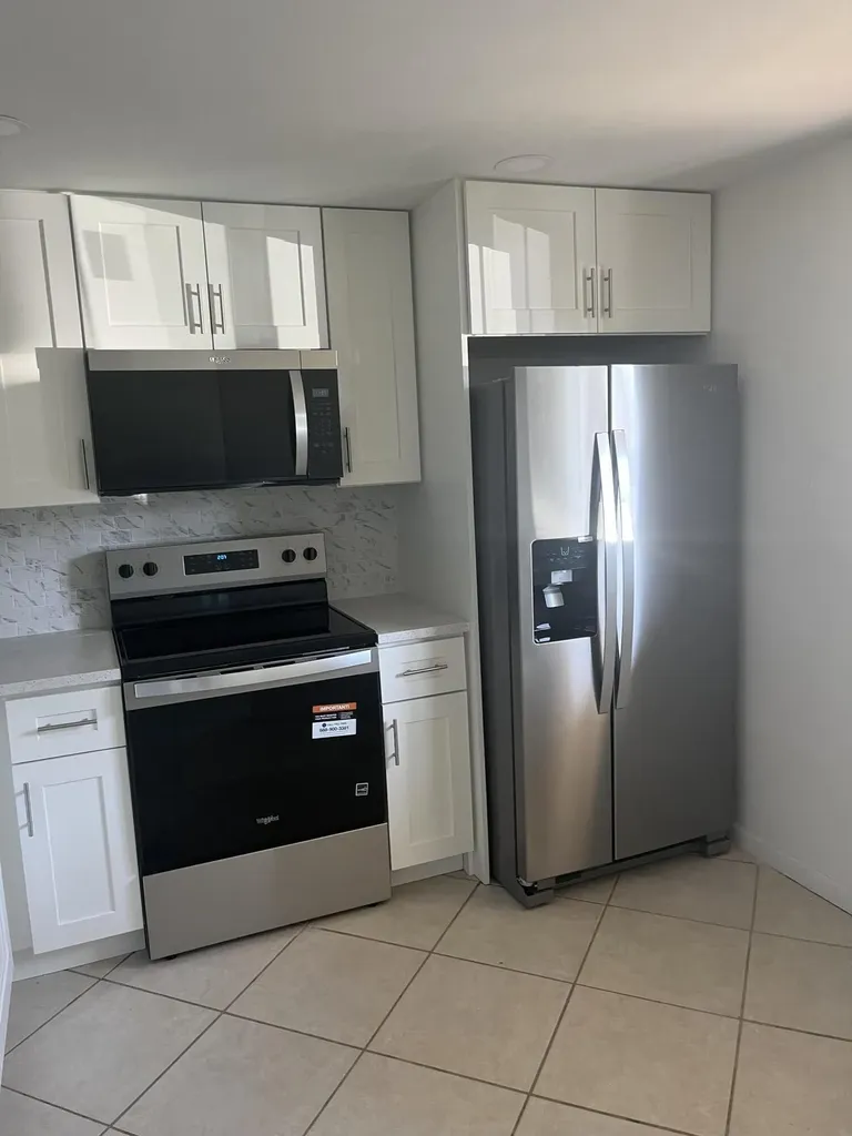 2615 NE 3rd Court Boynton Beach FL 33435