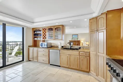 400 Beach Road Tequesta FL 33469