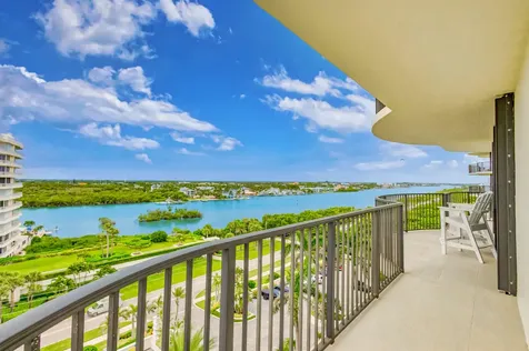 400 Beach Road Tequesta FL 33469