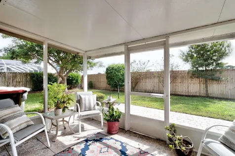 547 High Hawk Circle Vero Beach FL 32962