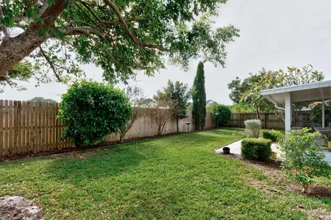 547 High Hawk Circle Vero Beach FL 32962