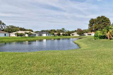 547 High Hawk Circle Vero Beach FL 32962