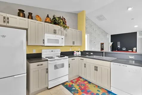 547 High Hawk Circle Vero Beach FL 32962