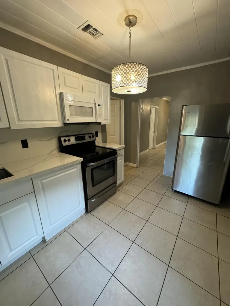 717 S B Street Lake Worth Beach FL 33460