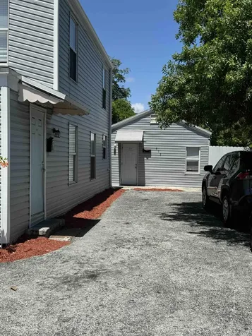 717 S B Street Lake Worth Beach FL 33460