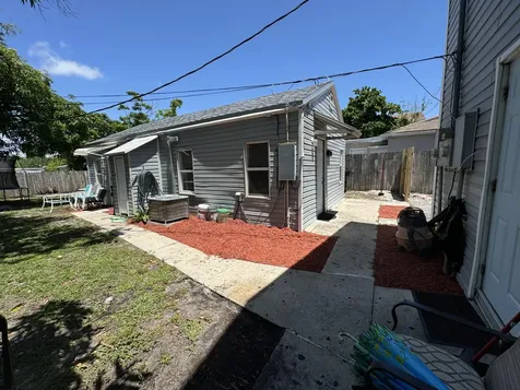 717 S B Street Lake Worth Beach FL 33460