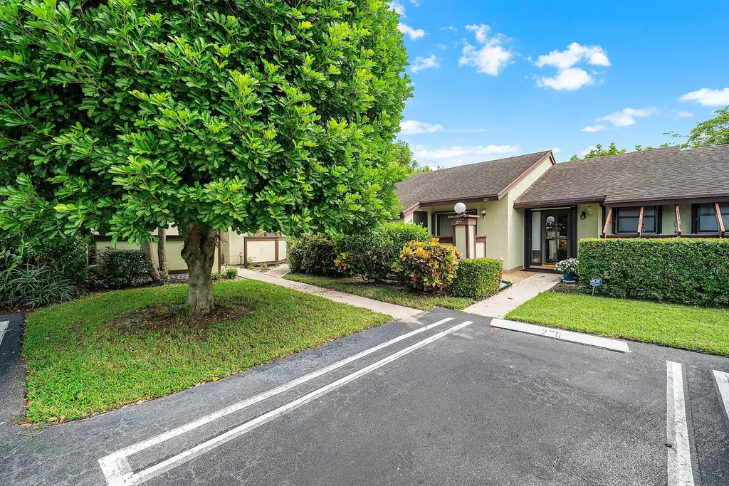 276 Beaver Dam Court Royal Palm Beach FL 33411