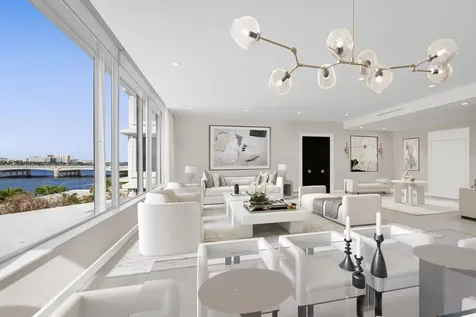 44 Cocoanut Row Palm Beach FL 33480