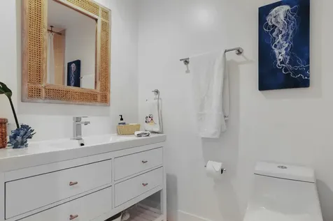 2136 Ne 44th Street Lighthouse Point FL 33064