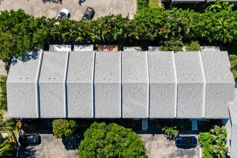 2136 Ne 44th Street Lighthouse Point FL 33064