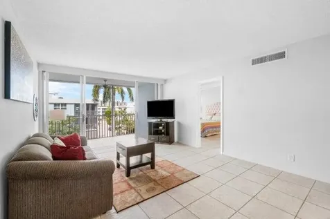 2016 S Federal Highway Boynton Beach FL 33435
