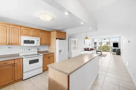 2016 S Federal Highway Boynton Beach FL 33435