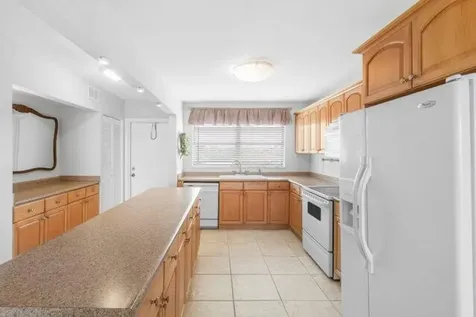 2016 S Federal Highway Boynton Beach FL 33435