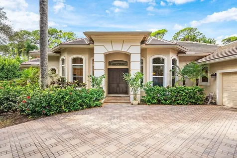 2560 Whispering Oaks Lane Delray Beach FL 33445